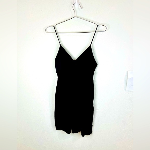 Forever Twenty One Black Mini Dress Medium 31” Length Stretchy Chic Design - Picture 1 of 9